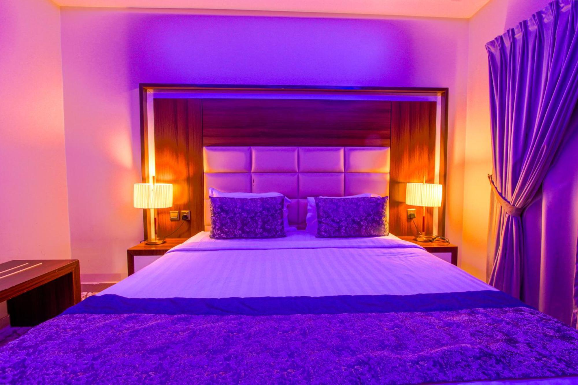 Swat Hotel Apartments Dammam Eksteriør billede